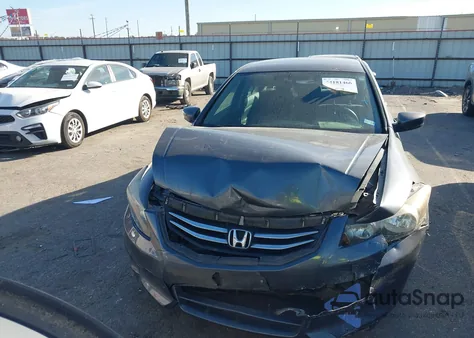 2011 Honda Accord 2.4 Lx из США, поврежденный, VIN 1HGCP2F35BA084529